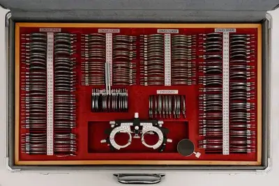 Magasin d’optique avec grand choix de verres correcteurs vision de près et de loin, près de Vendres et Vias conseils personnalisés